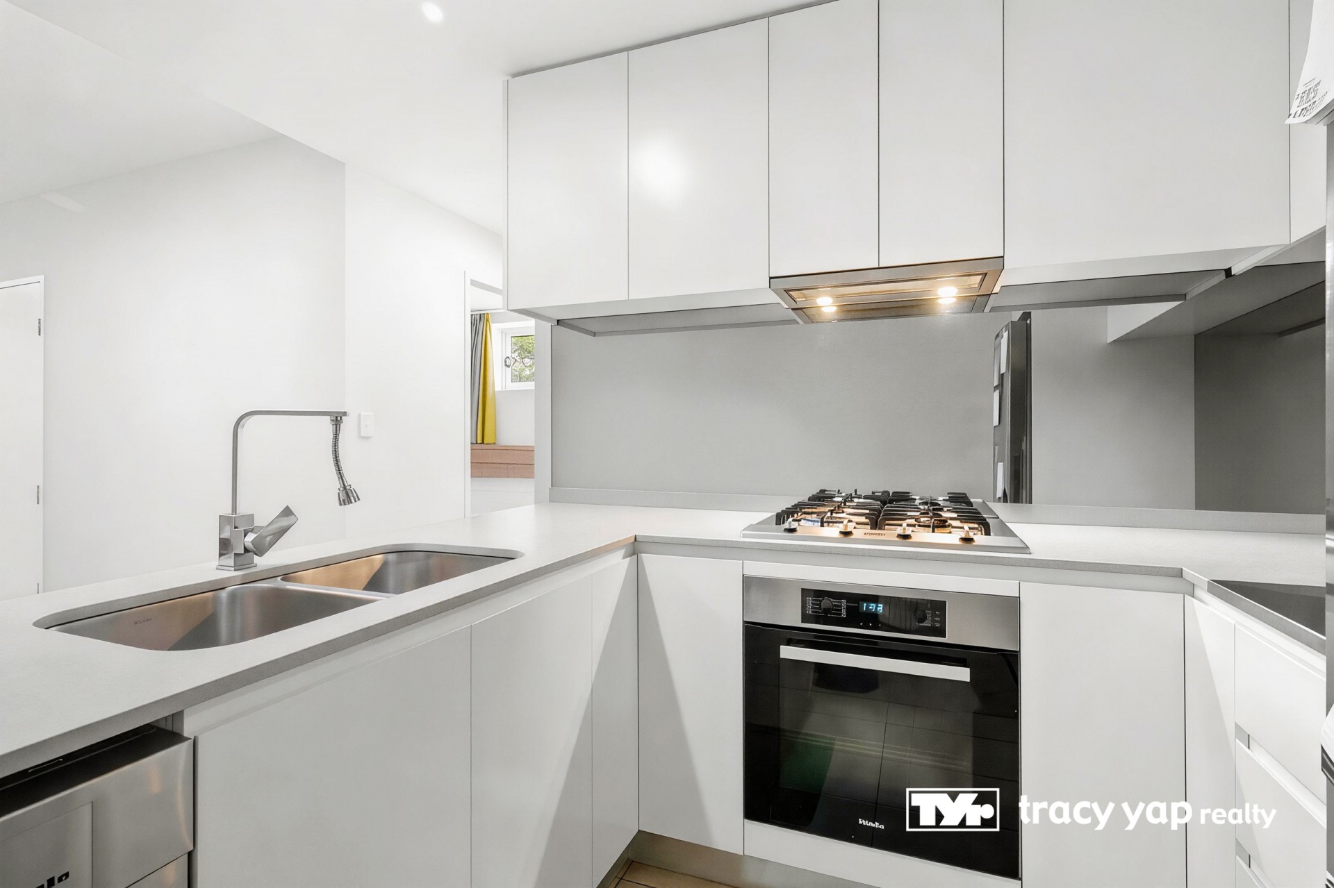 221/2-8 Hazlewood Place, Epping NSW 2121, Epping - Thumbnail 2